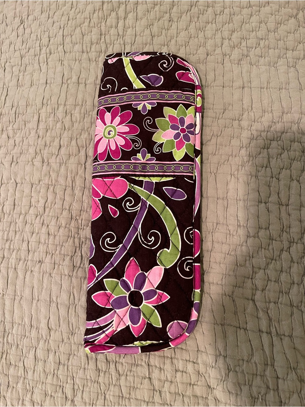 Vera Bradley hot tools cover in purple punch pattern